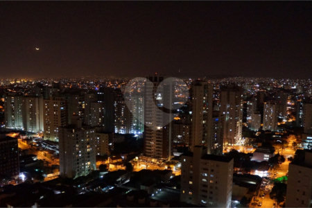 Apartamento à venda com 3 suítes em Santa Teresinha, São Paulo, SP