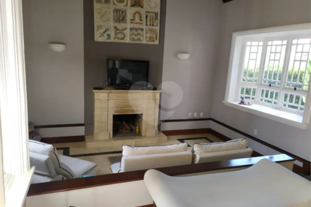 Casa à venda ou para alugar com 5 quartos, sendo 3 suítes, no condomínio Fazenda Lago Azul, Araçoiaba da Serra - SP