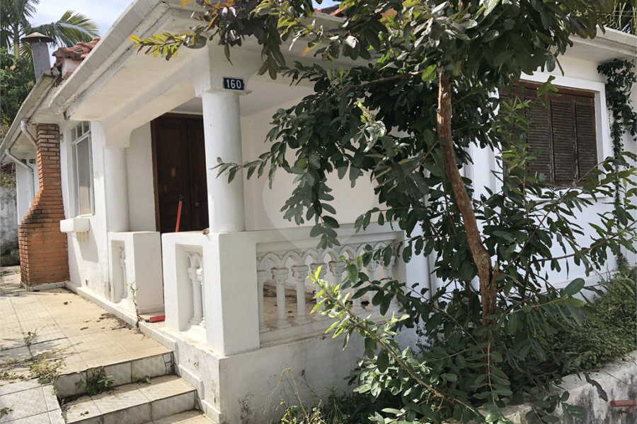 Casa Térrea à venda com 3 quartos, sendo 2 suítes, em Horto Florestal, São Paulo, SP