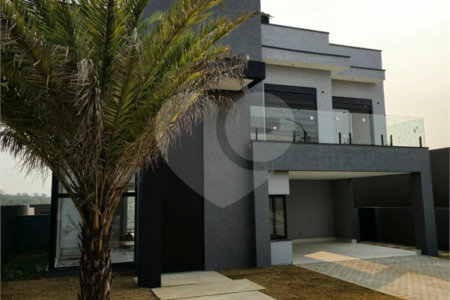 Casa à venda com 4 quartos, sendo 3 suítes, no condomínio Alphaville Nova Esplanada 4, Votorantim - SP