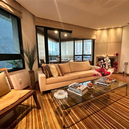 Apartamento à venda com 4 quartos, sendo 3 suítes, em Vila Andrade, São Paulo, SP