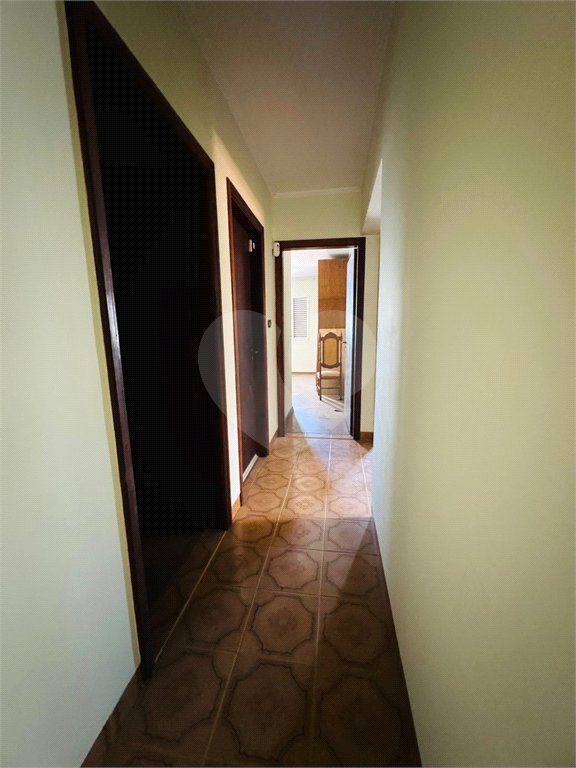 Casa à venda com 4 quartos, sendo 2 suítes,  em Vila Galvão, Guarulhos, SP