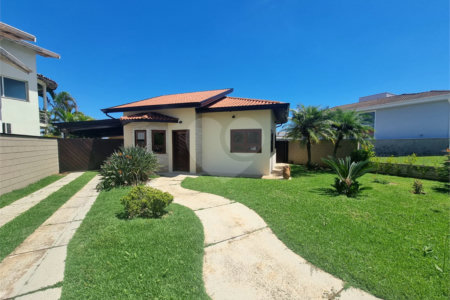 Casa à venda ou para alugar com 3 quartos, sendo 1 suíte, no condomínio Terras de Vinhedo, Vinhedo - SP