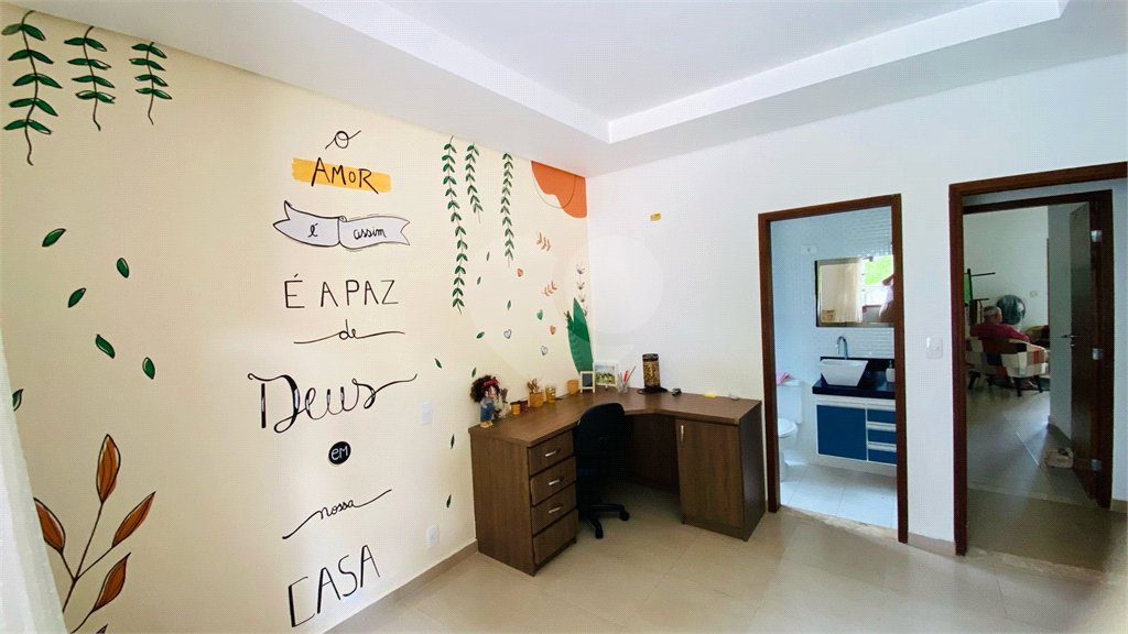 Casa à venda com 3 suítes em Dos Finco, São Bernardo do Campo, SP