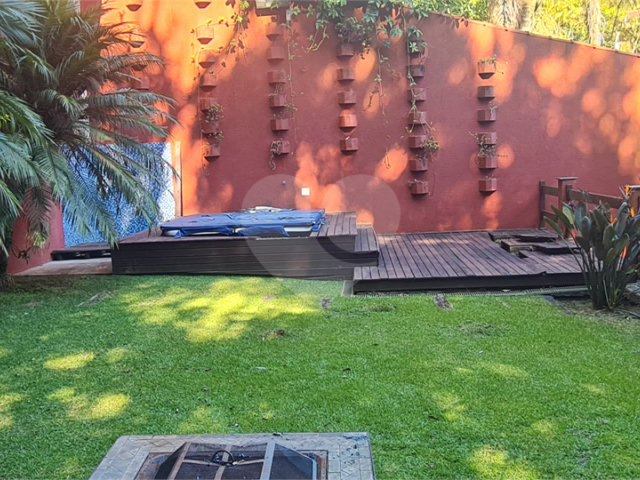 Casa à venda com 3 suítes no condomínio Parque Imperial da Cantareira, Mairiporã - SP