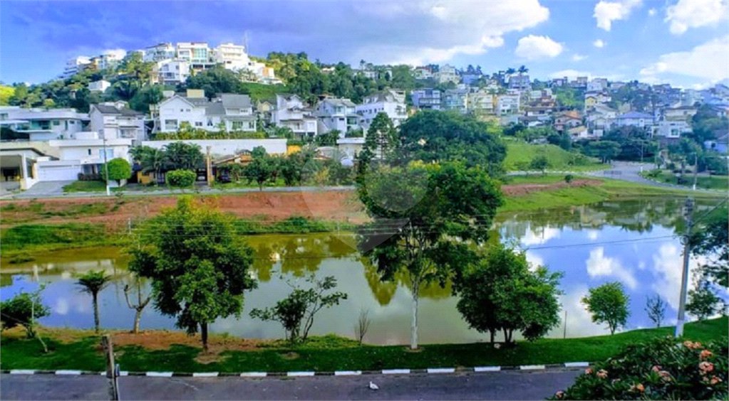 Terreno à venda no condomínio Arujá Hills Iii, Arujá - SP