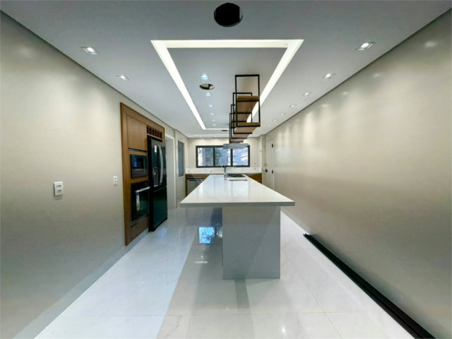 Apartamento para alugar com 4 suítes em Alto da Boa Vista, São Paulo, SP