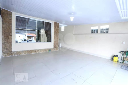 Sobrado à venda com 6 quartos, sendo 5 suítes, em Vila Paranaguá, São Paulo, SP