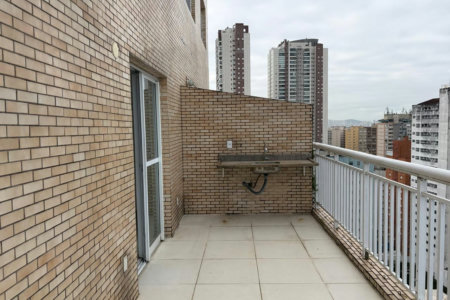 Cobertura com 2 dormitórios à venda, 98 m² por R$ 900.000,00 - José Menino - Santos/SP
