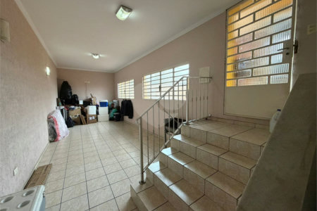 Sobrado à venda com 4 quartos, sendo 2 suítes, em Vila Medeiros, São Paulo, SP