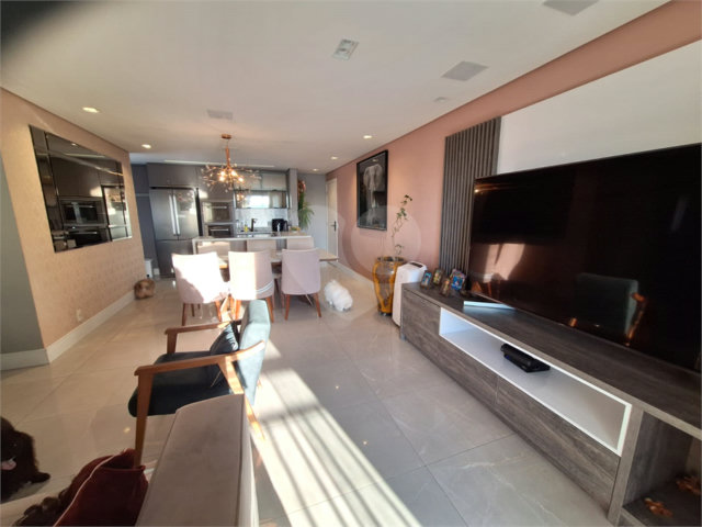 Apartamento à venda com 2 quartos, sendo 1 suíte,  em Vila Maria, São Paulo, SP