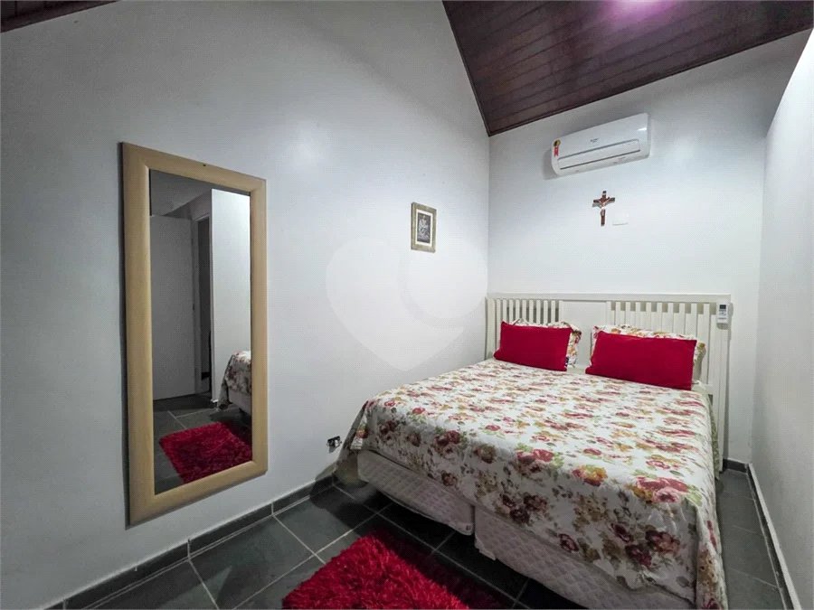 Villagio à venda com 3 quartos, sendo 1 suíte,  em Riviera de São Lourenço, Bertioga, SP
