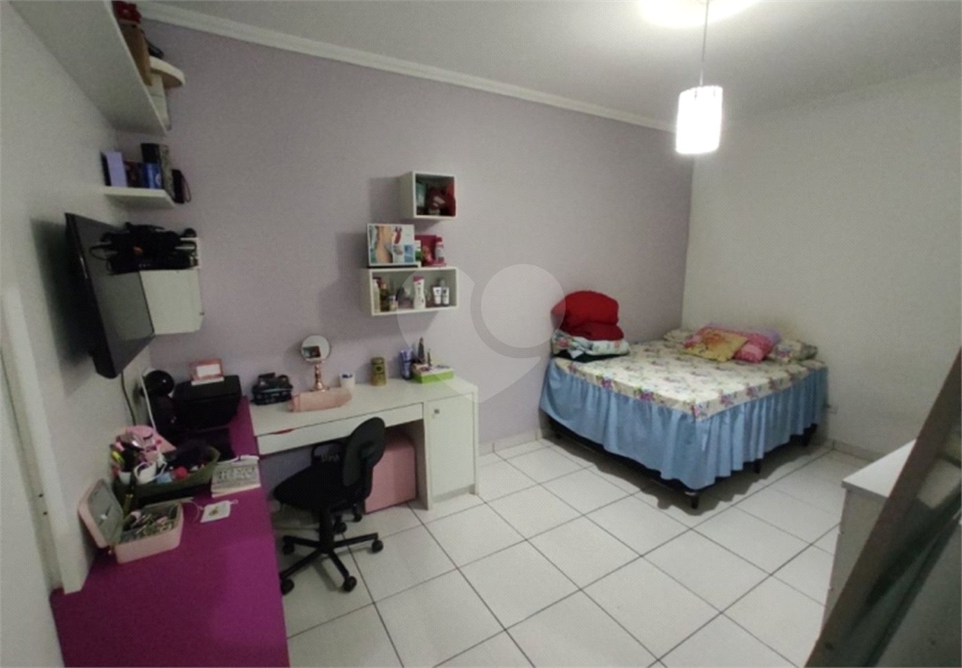 CASA A VENDA NO BAIRRO NOVO HORIZONTE COM 200M², 4 DORMITÓRIOS, 2 BANHEIROS, 2 VAGAS, SJC