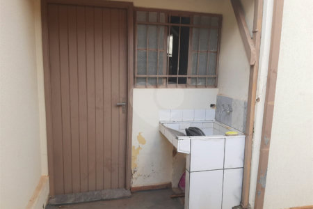 Casa térrea a venda na região central de São Carlos