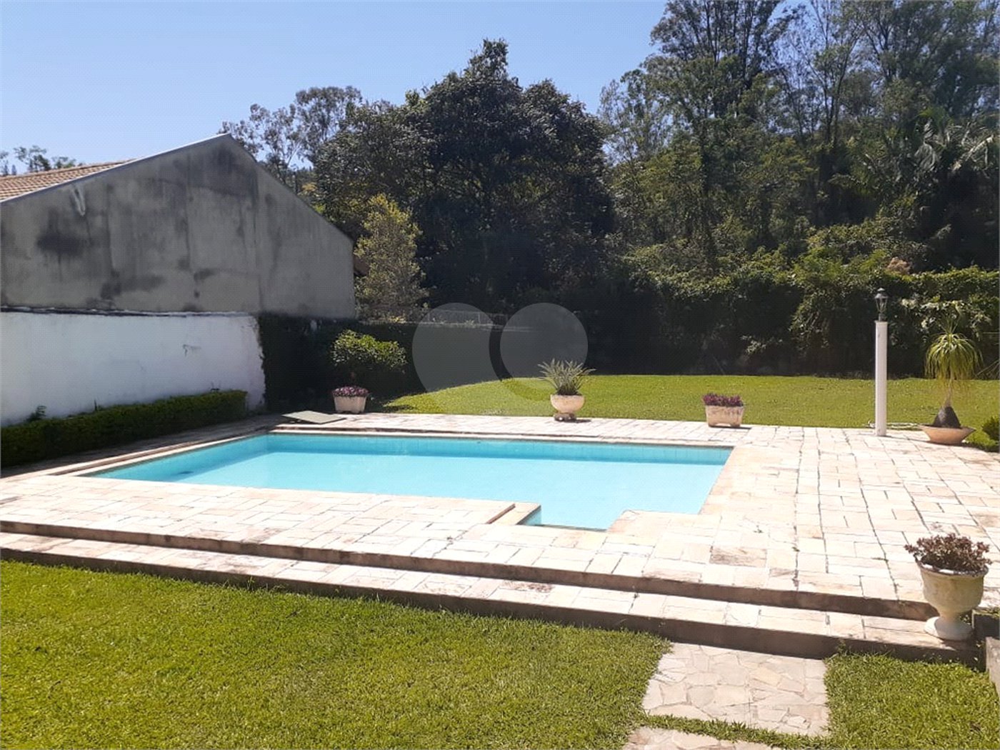 Casa Térrea com 3 quartos sendo 1 suíte. 1.400m² A/T. Jardim Floresta, Atibaia, SP