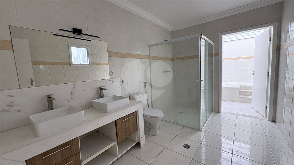 Casa à venda com 3 suítes no condomínio Belvedere II, Votorantim - SP
