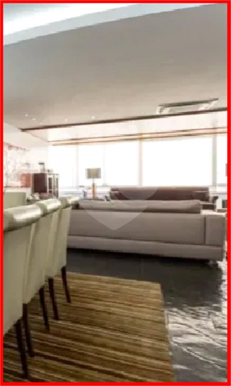 Cobertura à venda com 5 quartos, sendo 3 suítes, em Santa Cecília, São Paulo, SP