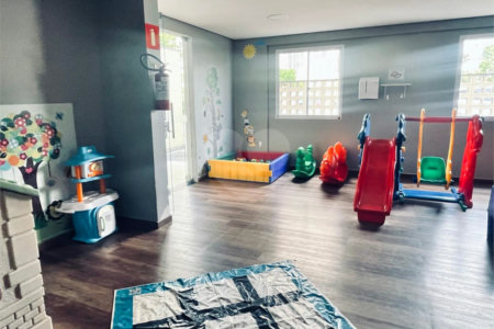 Apartamento à venda com 2 quartos em Parque Maria Domitila, São Paulo, SP