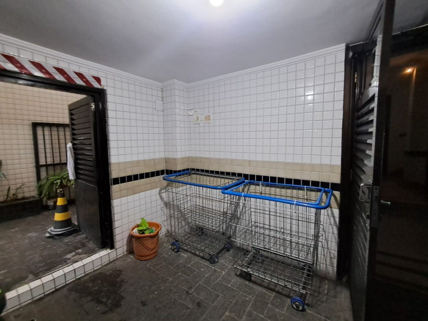 Apartamento à venda, 185 m² por R$ 800.000,00 - Gonzaga - Santos/SP