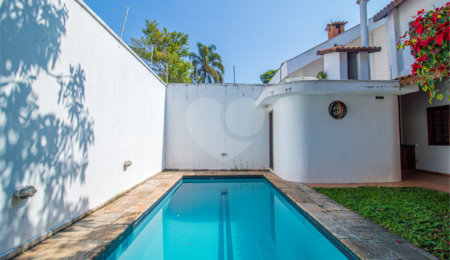 Casa à venda com 3 suítes em Chácara Flora, São Paulo, SP