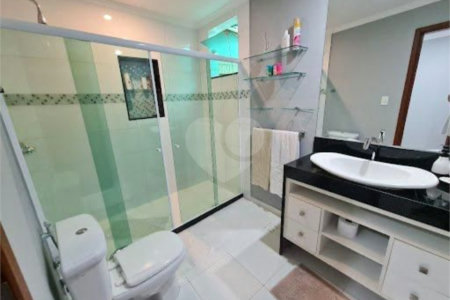 Casa para alugar com 5 suítes no condomínio Recanto das Garças V, Cotia - SP