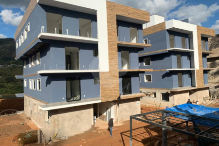 Duplex à venda com 4 quartos, sendo 2 suítes, em Nova Gardênia, Atibaia, SP