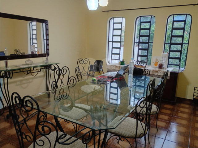 Sobrado à venda ou para alugar com 3 quartos, sendo 1 suíte,  em Horto, São Paulo, SP