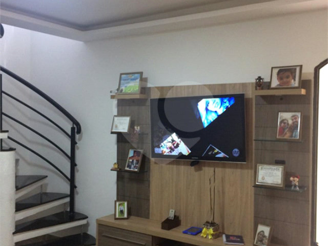 Casa à venda com 3 quartos, sendo 1 suíte,  em Jardim Adriana, Guarulhos, SP