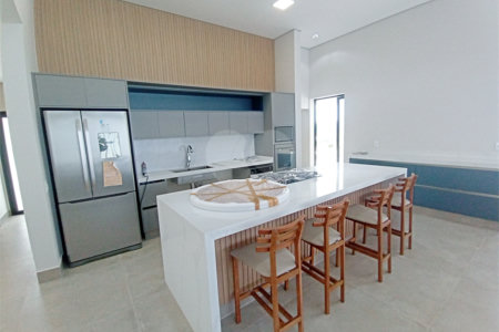 Casa à venda com 3 suítes no condomínio Campo de Toscana, Vinhedo - SP