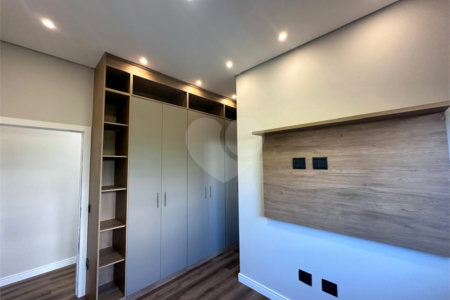 Casa à venda com 4 suítes no condomínio Granja Anita, Mogi das Cruzes - SP