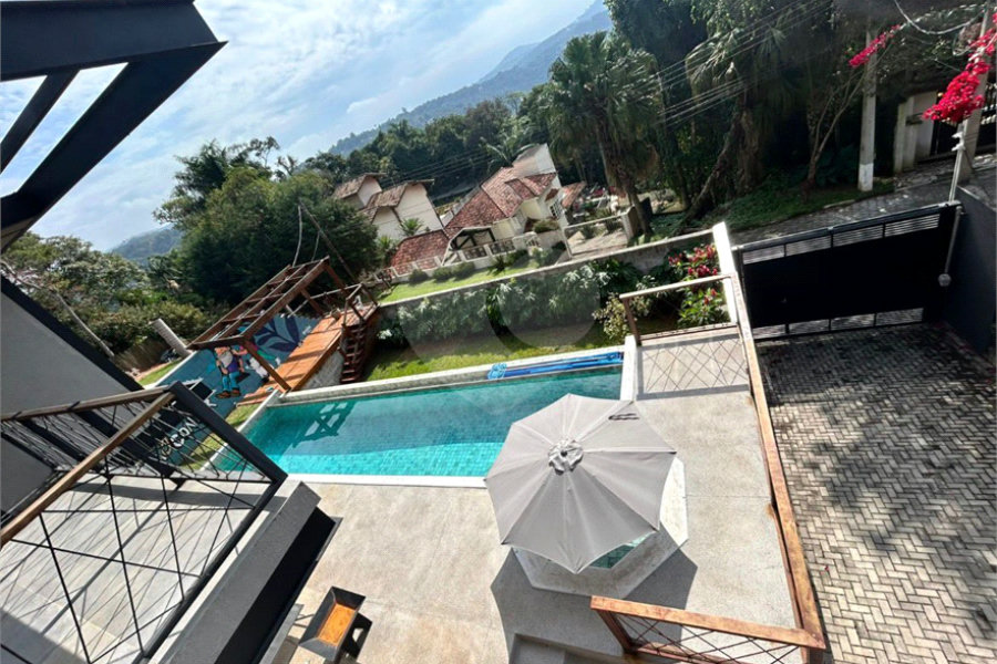 Casa à venda com 4 suítes no condomínio Residencial Bosque da Serra, Mairiporã - SP