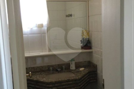 Apartamento à venda com 4 quartos, sendo 3 suítes, em Bosque da Saúde, São Paulo, SP