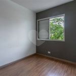 Apartamento à venda com 3 quartos, sendo 1 suíte, em Santo Amaro, São Paulo, SP