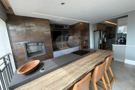 Apartamento à venda com 3 suítes em Santa Teresinha, São Paulo, SP