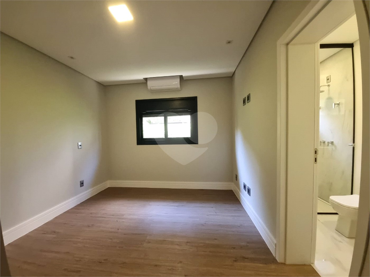 Casa à venda com 4 suítes no condomínio Xapada Park Ytu, Itu - SP