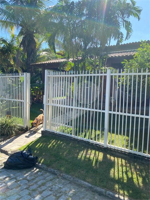 Casa em condomínio à venda com 3 quartos, sendo 2 suítes, em Caravelas, Armação dos Búzios, RJ