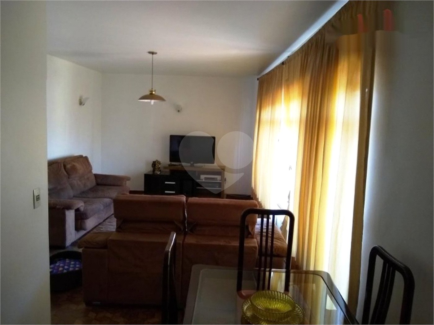 Sobrado à venda com 4 quartos, sendo 1 suíte, em Vila Constança, São Paulo, SP