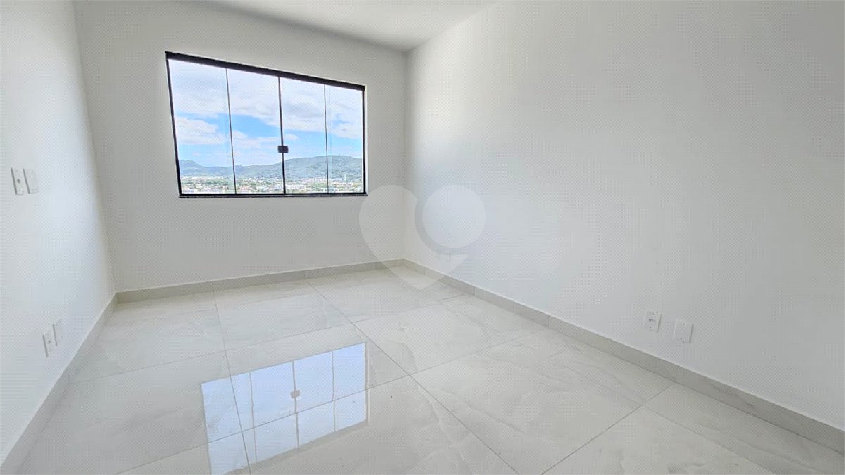 Casa à venda com 3 suítes no condomínio Residencial Green Ville, Rio de Janeiro - RJ