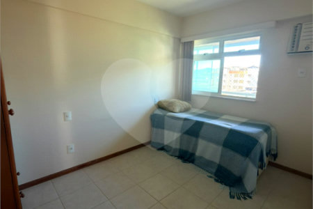 Apartamento à venda com 2 quartos, sendo 1 suíte,  em Vila Nova, Cabo Frio, RJ