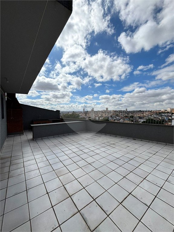 Casa à venda com 3 quartos, sendo 1 suíte,  em Vila Nivi, São Paulo, SP