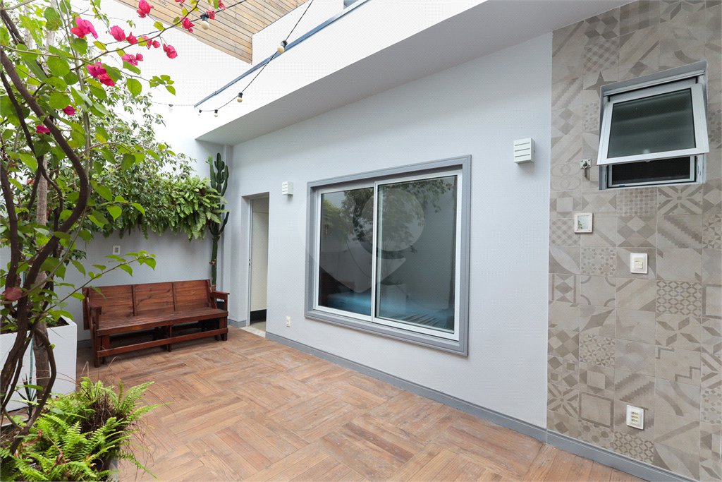 Casa à venda com 2 quartos, sendo 1 suíte,  em Chácara Santo Antônio, São Paulo, SP