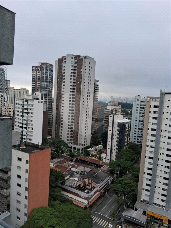 Apartamento à venda com 1 quarto em Indianópolis, São Paulo, SP