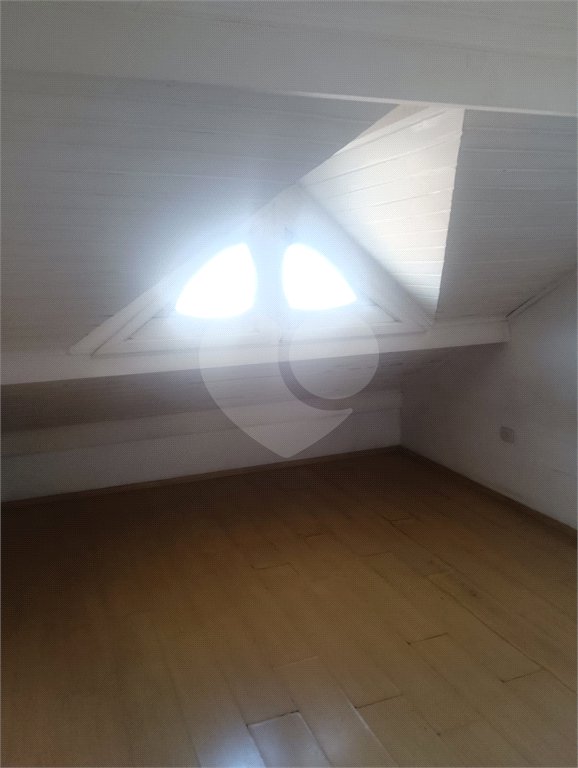 Sobrado à venda com 3 quartos, sendo 2 suítes,  em Parada Inglesa, São Paulo, SP