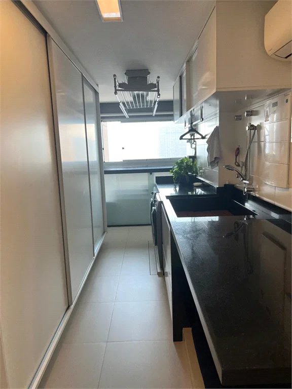 Apartamento à venda com 2 suítes em Vila Gertrudes, São Paulo, SP