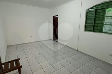 Casa à venda com 3 quartos, sendo 1 suíte, em Loteamento Residencial Vista Linda, São José dos Campos, SP