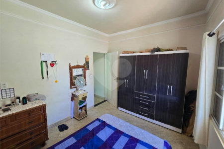 Casa à venda com 5 quartos, sendo 1 suíte,  em Vila Santana, Itapetininga, SP