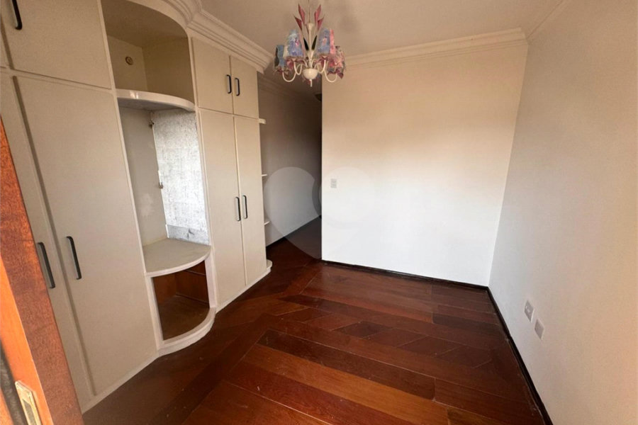 Sobrado à venda ou para alugar com 4 quartos, sendo 3 suítes, em Serra da Cantareira, Mairiporã, SP