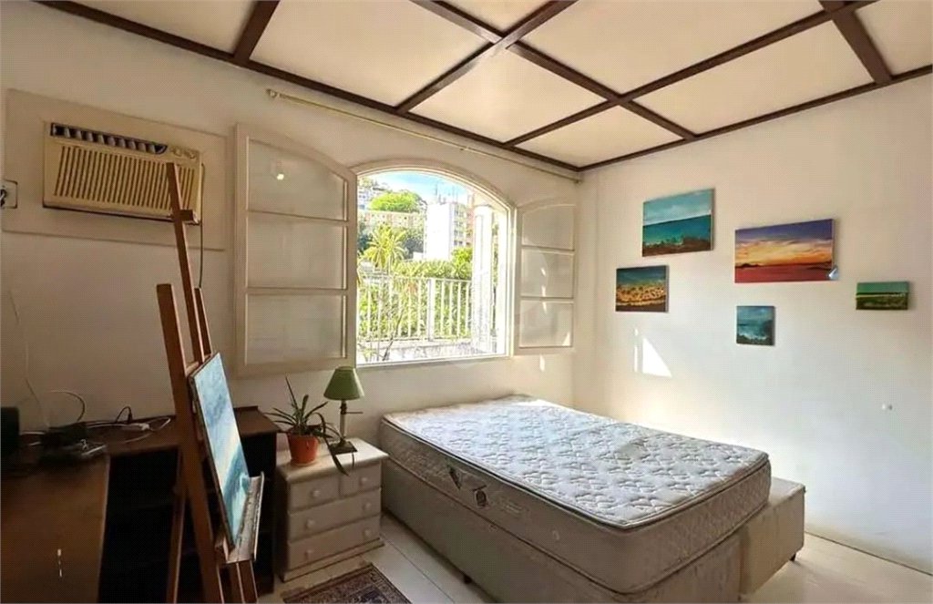 Cobertura à venda com 4 quartos, sendo 1 suíte,  em Copacabana, Rio de Janeiro, RJ
