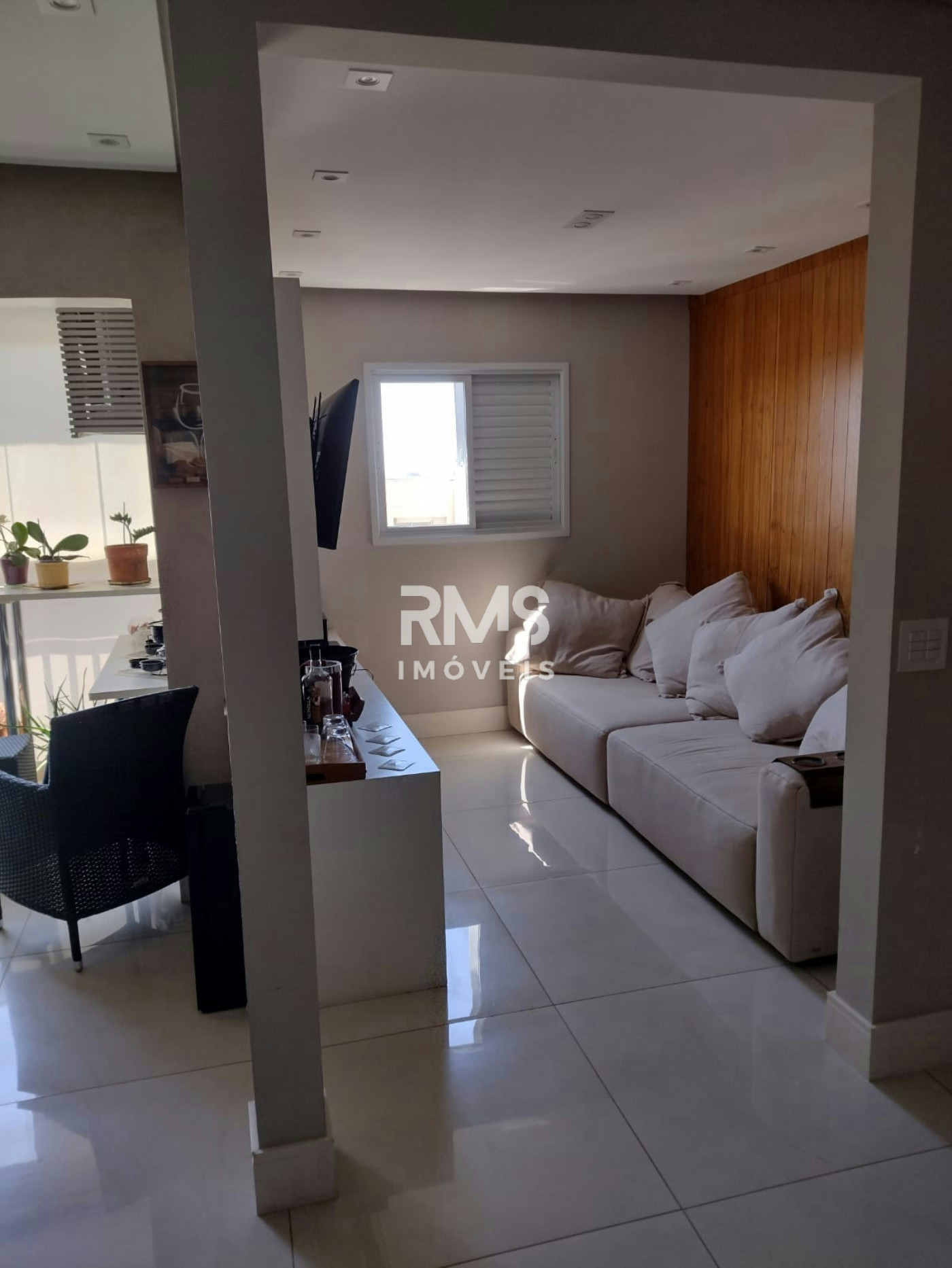 Apartamento à venda com 2 quartos, sendo 1 suíte,  em Parque Industrial, Itu, SP