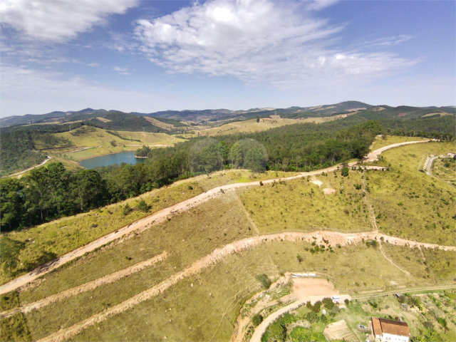 Fazenda à venda com 11 quartos, sendo 8 suítes,  em Lavras Novas, Ouro Preto, MG